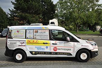 Soziales Fahrzeug Front